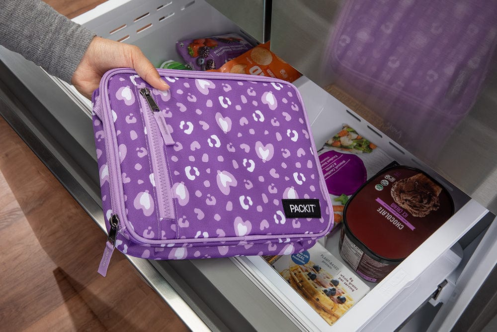 freezable-classic-lunch-box-leopard-hearts-purple-tech.jpg